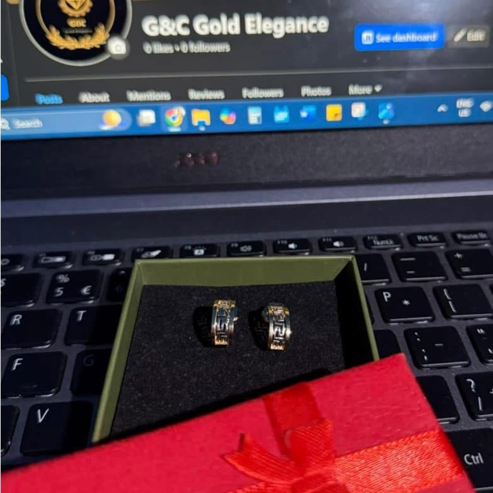 G&C Gold Elegance Rings - Picture 7 of 7